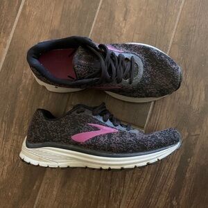 Brooks Anthem 2 Black and Magenta Running Shoes Size 7.5